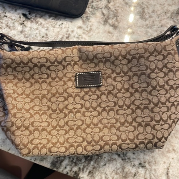 Variety of coach wallets/wristlets - Picture 6 of 7